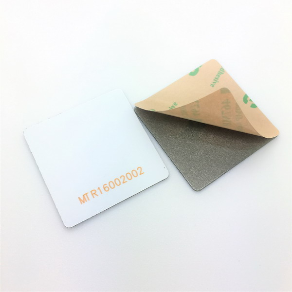 &Eacute;tiquettes HF NFC pour m&eacute;taux